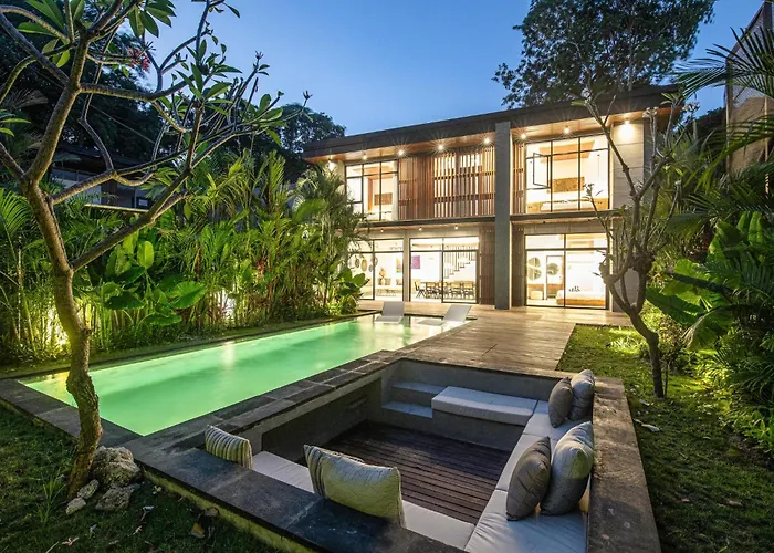 Refined 5Br Contemporary Villa, 400M To The Beach بيت للعطل