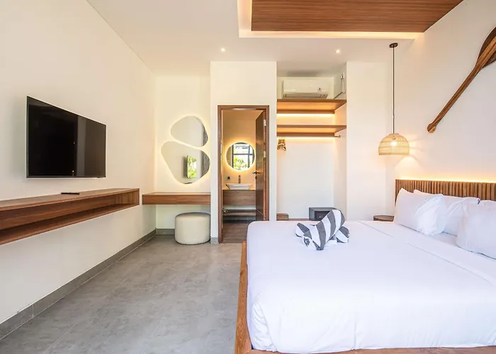 Refined 5Br Contemporary Villa, 400M To The Beach *