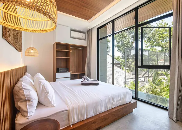 Holiday home Tropical 5Br Modern Haven 400M To Canggu Waves