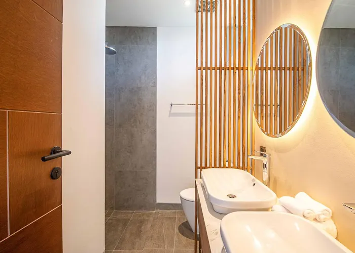 Holiday home Tropical 5Br Modern Haven 400M To Canggu Waves Canggu (Bali)